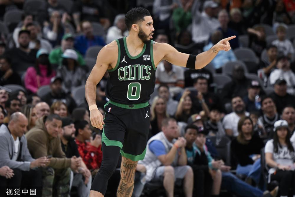 年轻球员德 年轻球员德